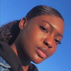 Meet your Posher, Daliala